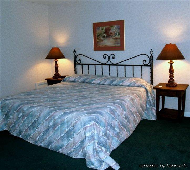 The Village Green Cottage Grove Rum bild
